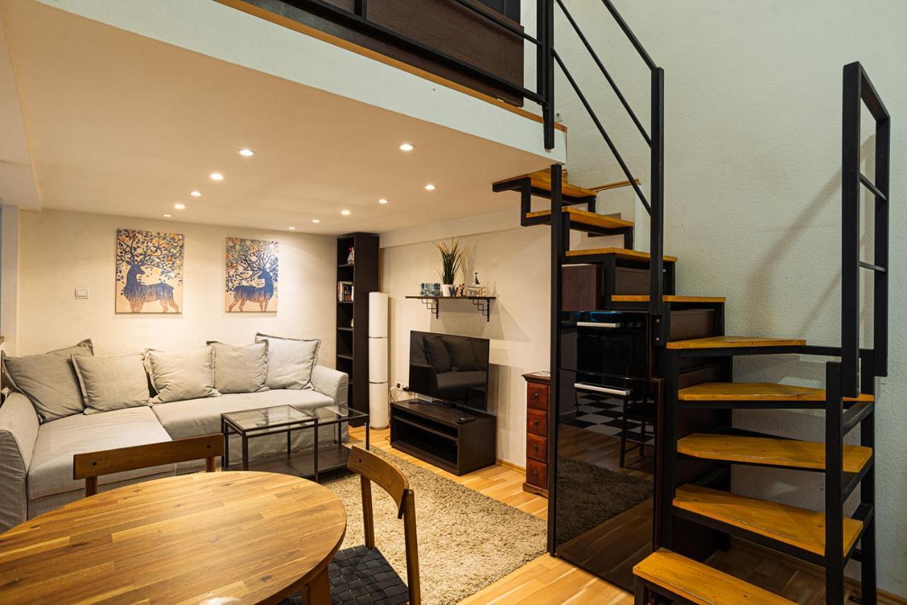 Cosy Corner - Entire Apartment Near Oktogon ブダペスト エクステリア 写真